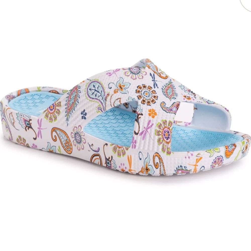MUK LUKS Women's Spa Day Sandal Size US Size: 8 - 8.5 (39)